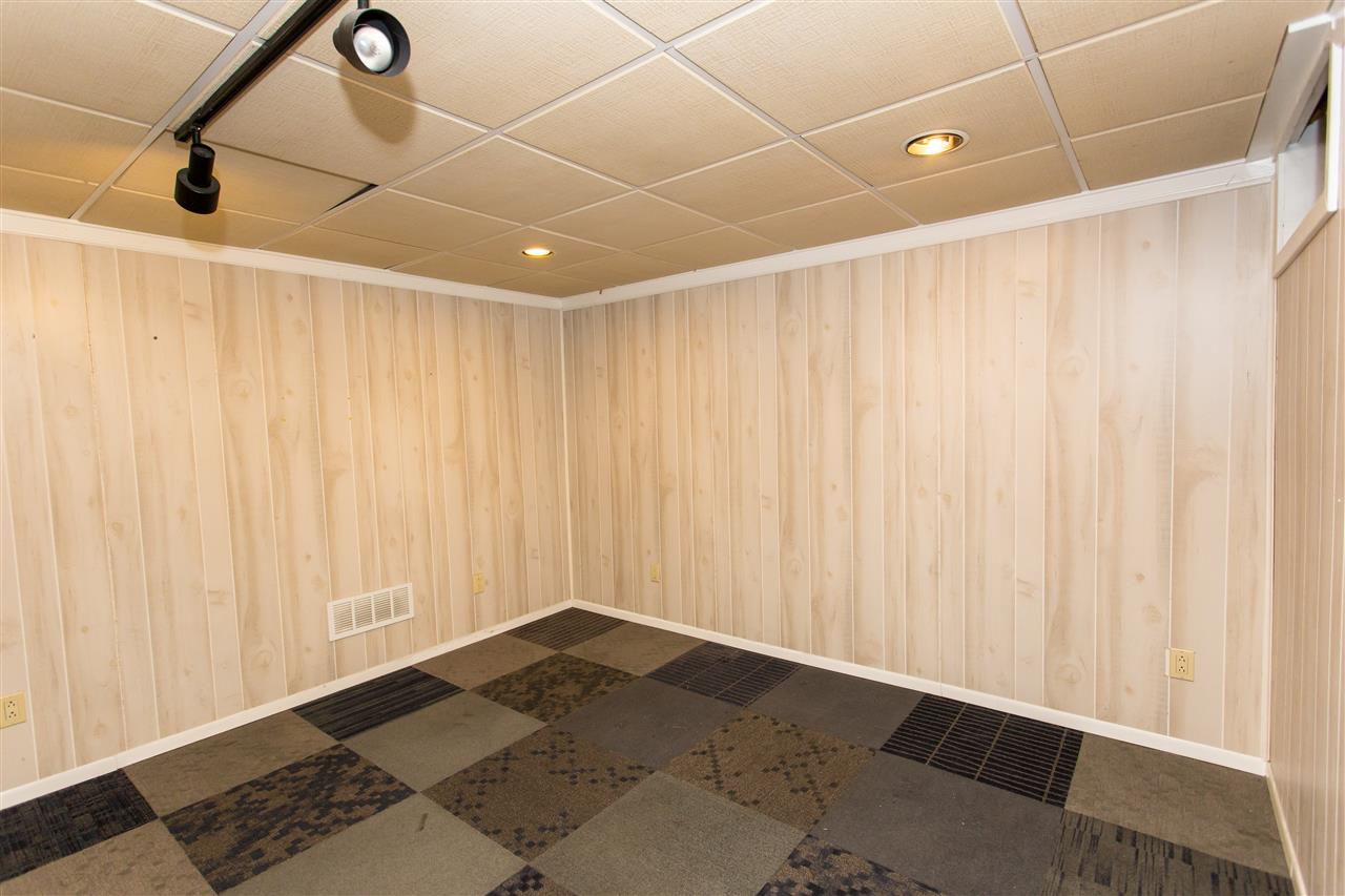 1214 Smyth Road Hooksett, NH 03106 - Photo 16 of 18 Gallery Image 16