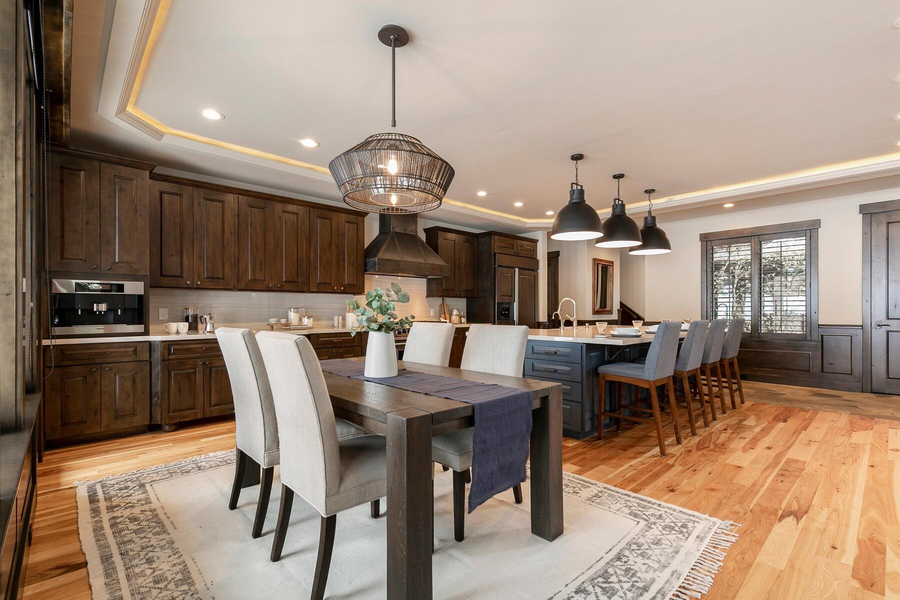 13006 Lookout Loop Truckee, CA 96161 - Photo 10 of 21 a view of a dining room with furniture