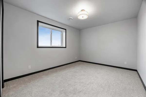 $516,900 | 10342 Burgundy Drive, Horace, ND 58047