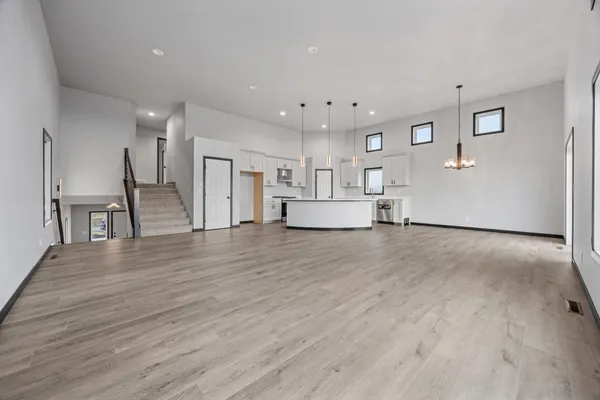 $516,900 | 10342 Burgundy Drive, Horace, ND 58047