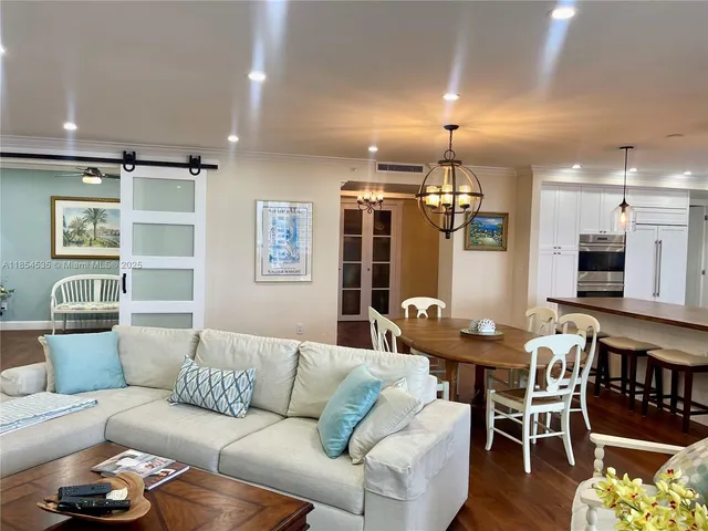 $10,000 | 21050 Point Place, Unit 2803, Aventura, FL 33180