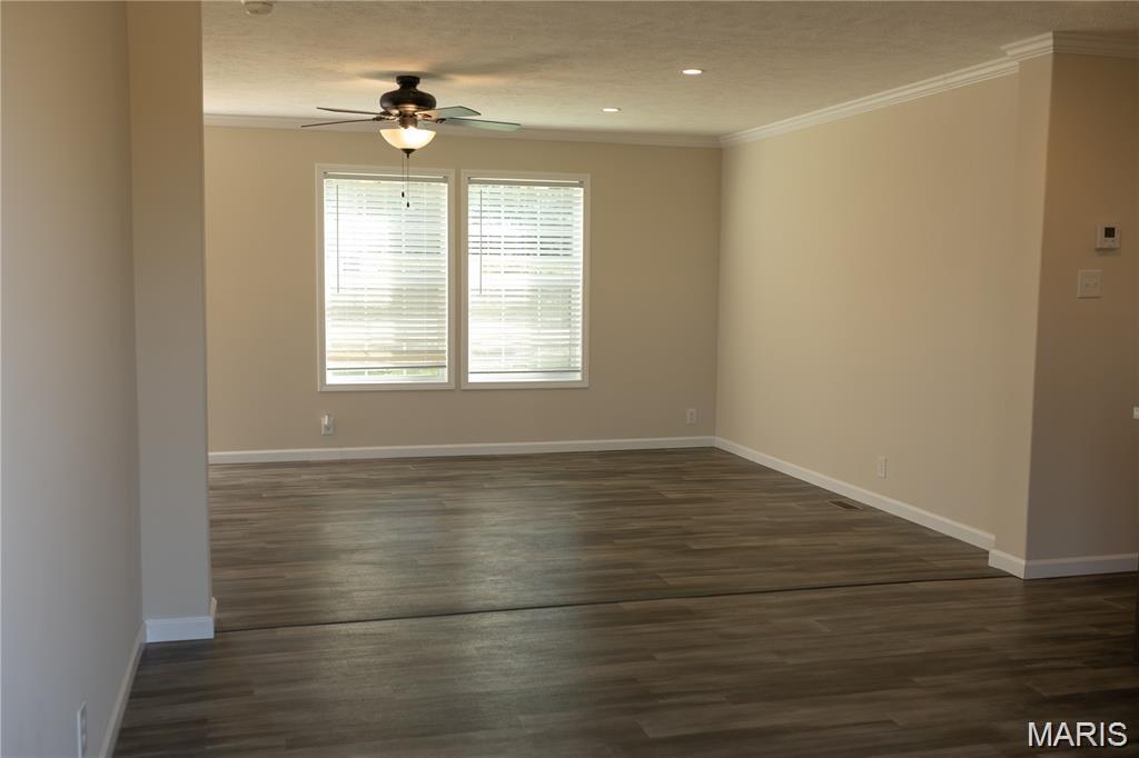 24 Private Lane Rolla, MO 65401 - Photo 6 of 9