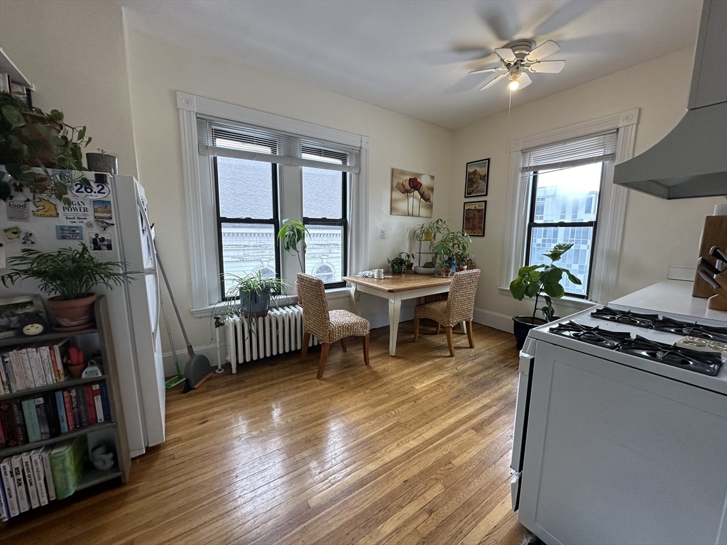 2 Inman Street, Unit 9 Cambridge, MA 02139 - Photo 2 of 9