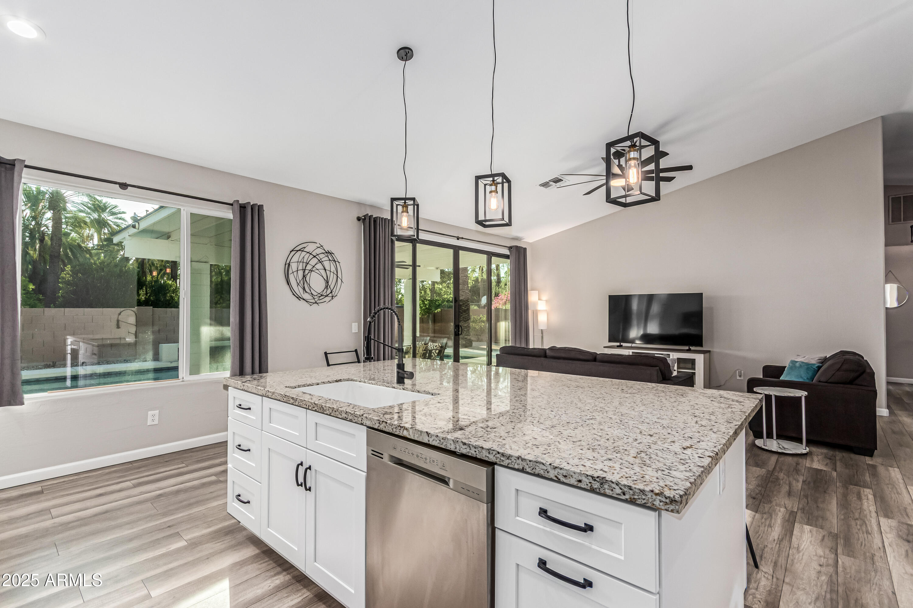 3438 North 30th Street Phoenix, AZ 85016 - Photo 7 of 27 Kitchen