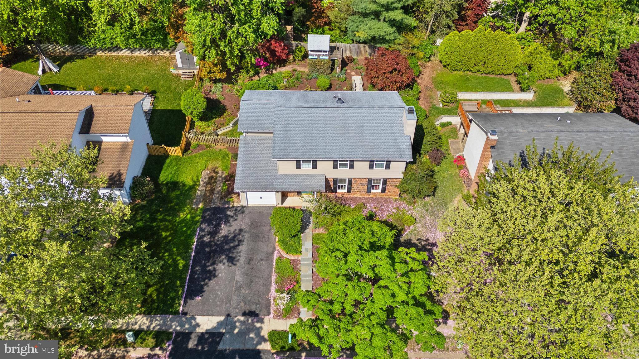 1126 Neptune Place Annapolis, MD 21409 - Photo 71 of 79 an aerial view of a house with a garden