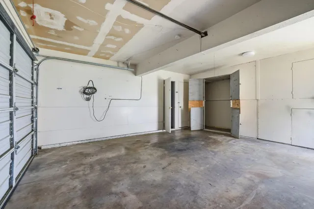 $265,000 | 9520 Emerald Park Drive, Unit 4, Elk Grove, CA 95624