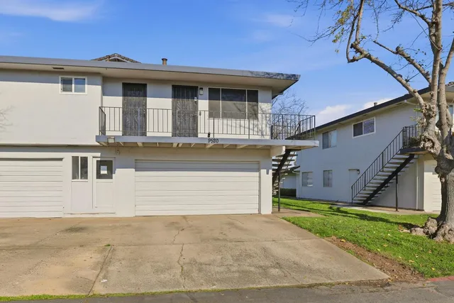 $265,000 | 9520 Emerald Park Drive, Unit 4, Elk Grove, CA 95624