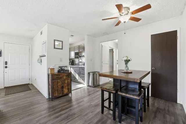 $265,000 | 9520 Emerald Park Drive, Unit 4, Elk Grove, CA 95624