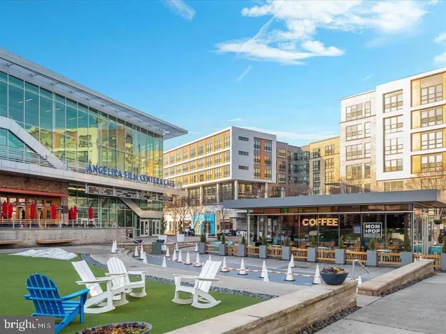 $708,000 | 3028 White Birch Court, Fairfax, VA 22031