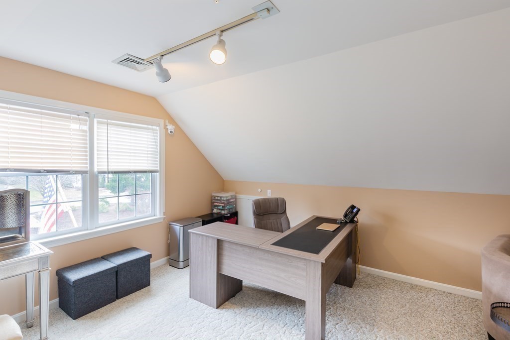 27 Pintail Road, Unit 27 Walpole, MA 02081 - Photo 25 of 37 Gallery Image 25