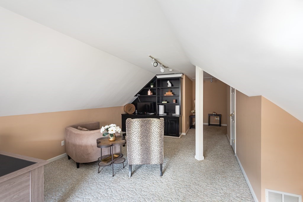 27 Pintail Road, Unit 27 Walpole, MA 02081 - Photo 26 of 37 Gallery Image 26