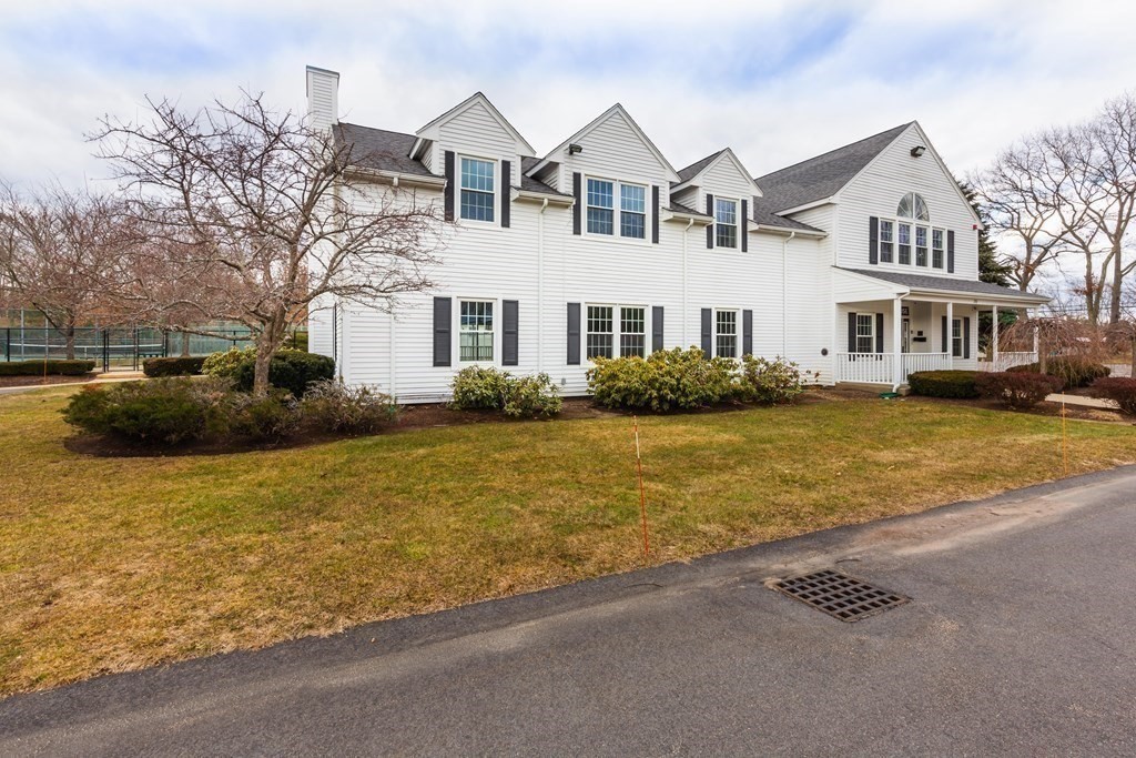 27 Pintail Road, Unit 27 Walpole, MA 02081 - Photo 34 of 37 Gallery Image 34