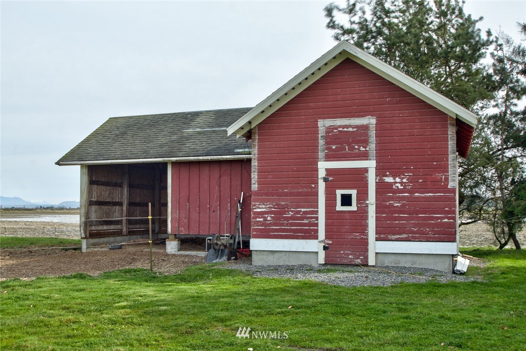 8007 Farm To Market Road Bow, WA 98232 - Photo 19 of 25 Gallery Image 19
