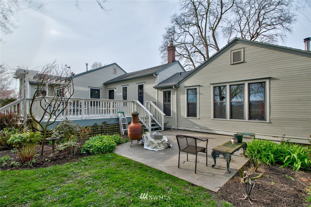 8007 Farm To Market Road Bow, WA 98232 - Photo 3 of 25 Gallery Image 3