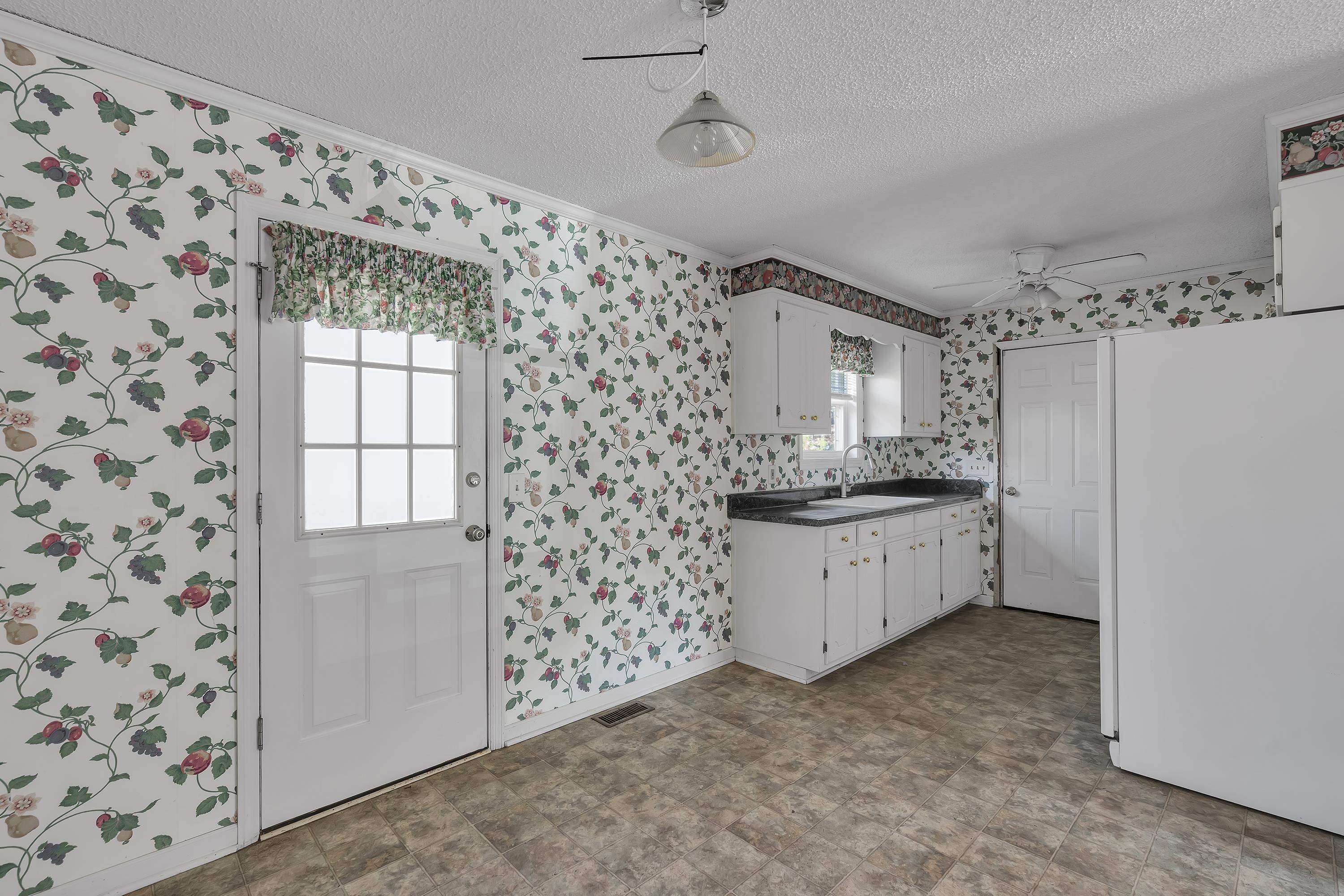 435 Bailey Road Buffalo, SC 29321 - Photo 8 of 23