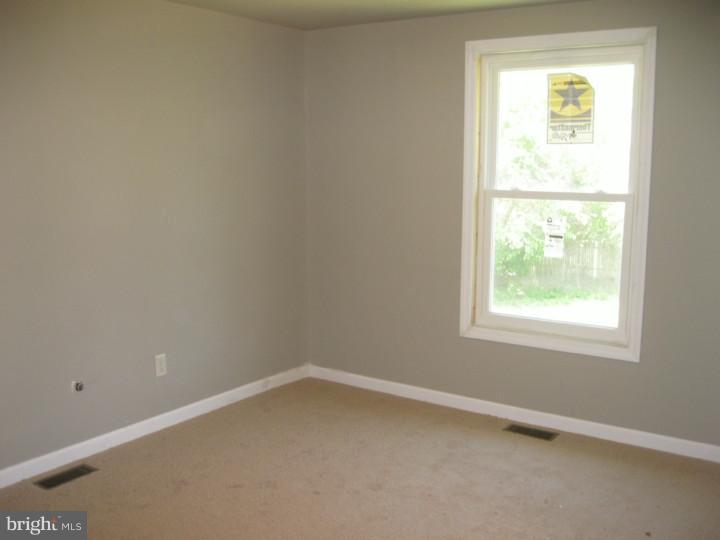 539 Four Mile Branch Road Sicklerville, NJ 08081 - Photo 18 of 25 Gallery Image 18
