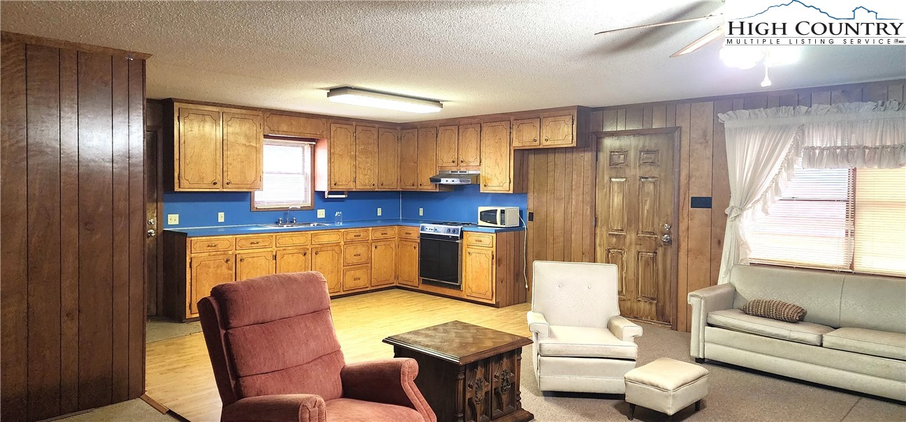 582 Ore Valley Road Laurel Springs, NC 28644 - Photo 7 of 20 Gallery Image 7