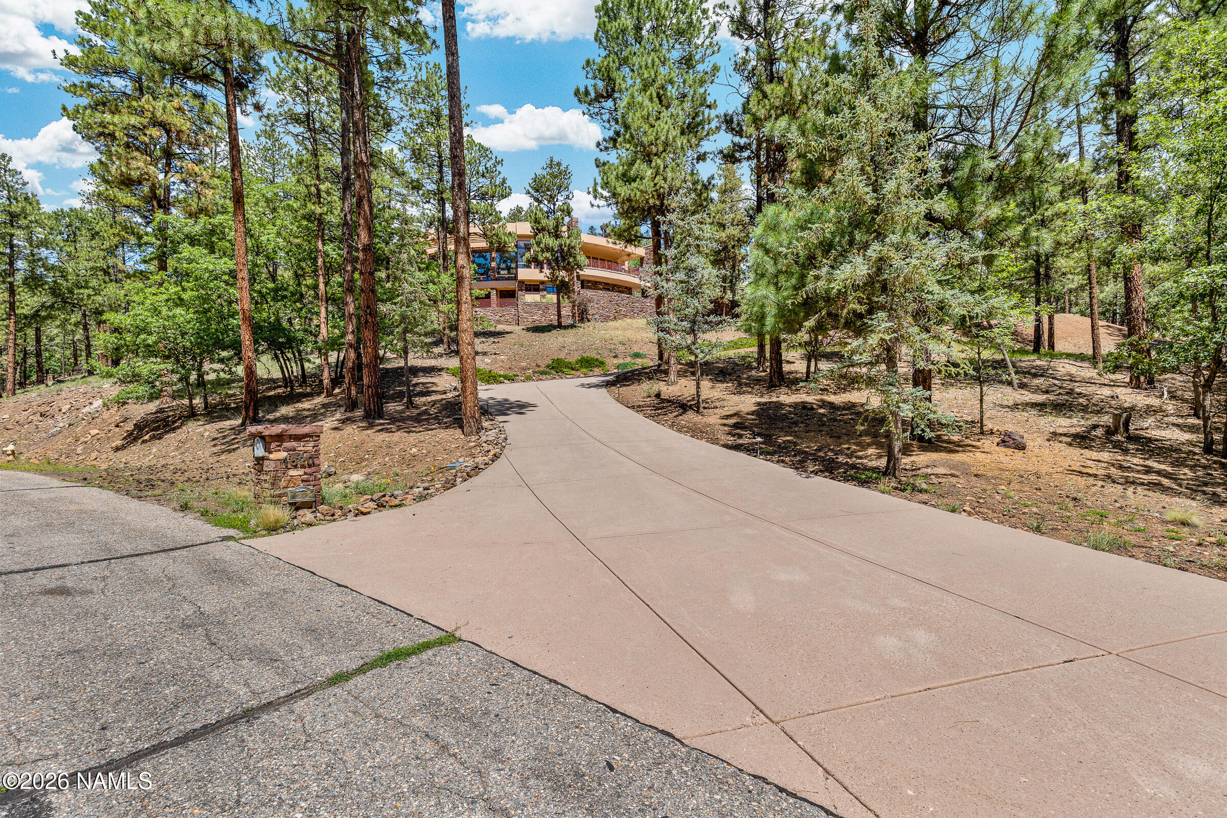 1520 Tolchaco Road Flagstaff, AZ 86001 - Photo 15 of 103 1520 W Tolchaco Rd-16