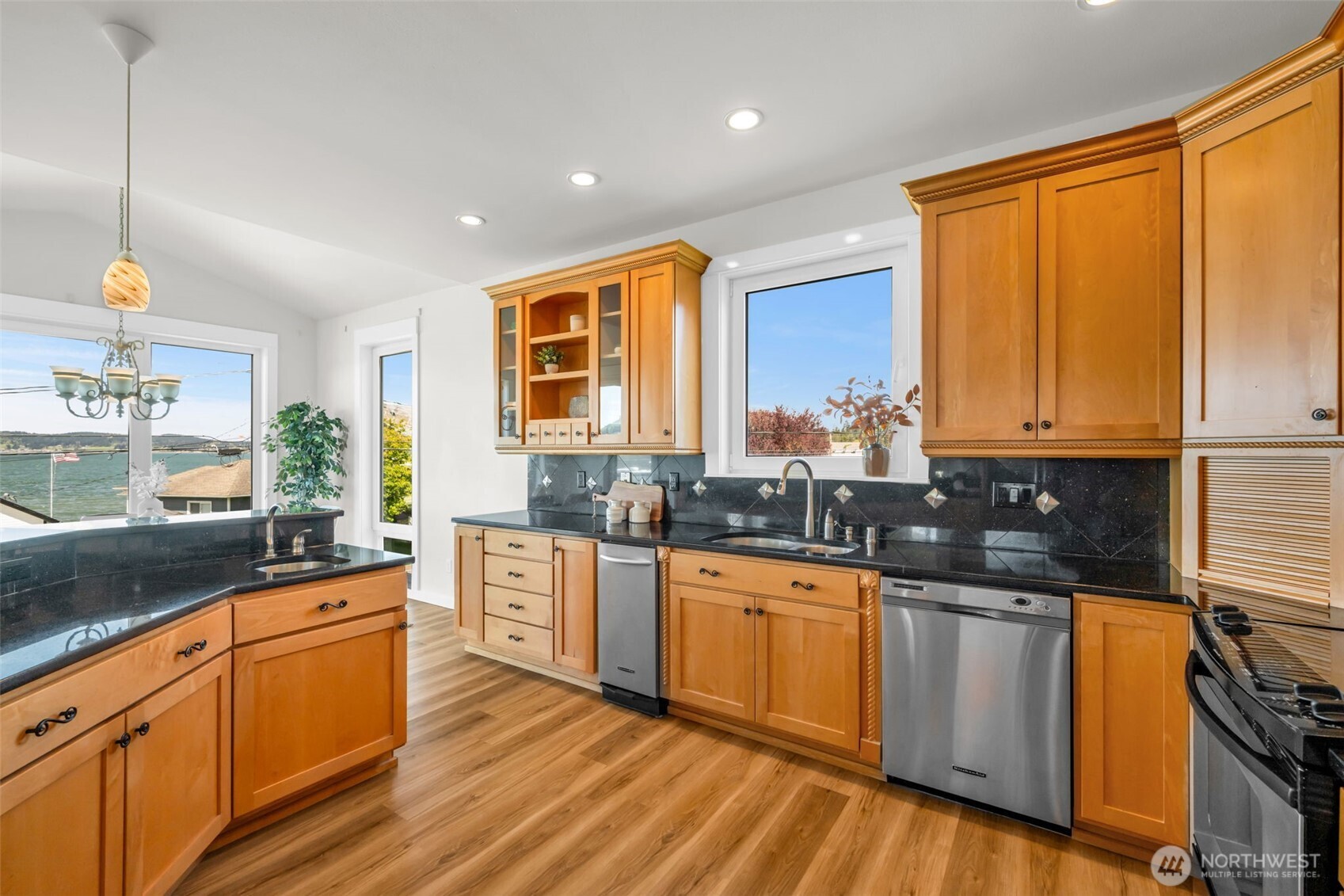 150 Utsalady Road Camano Island, WA 98282 - Photo 13 of 40