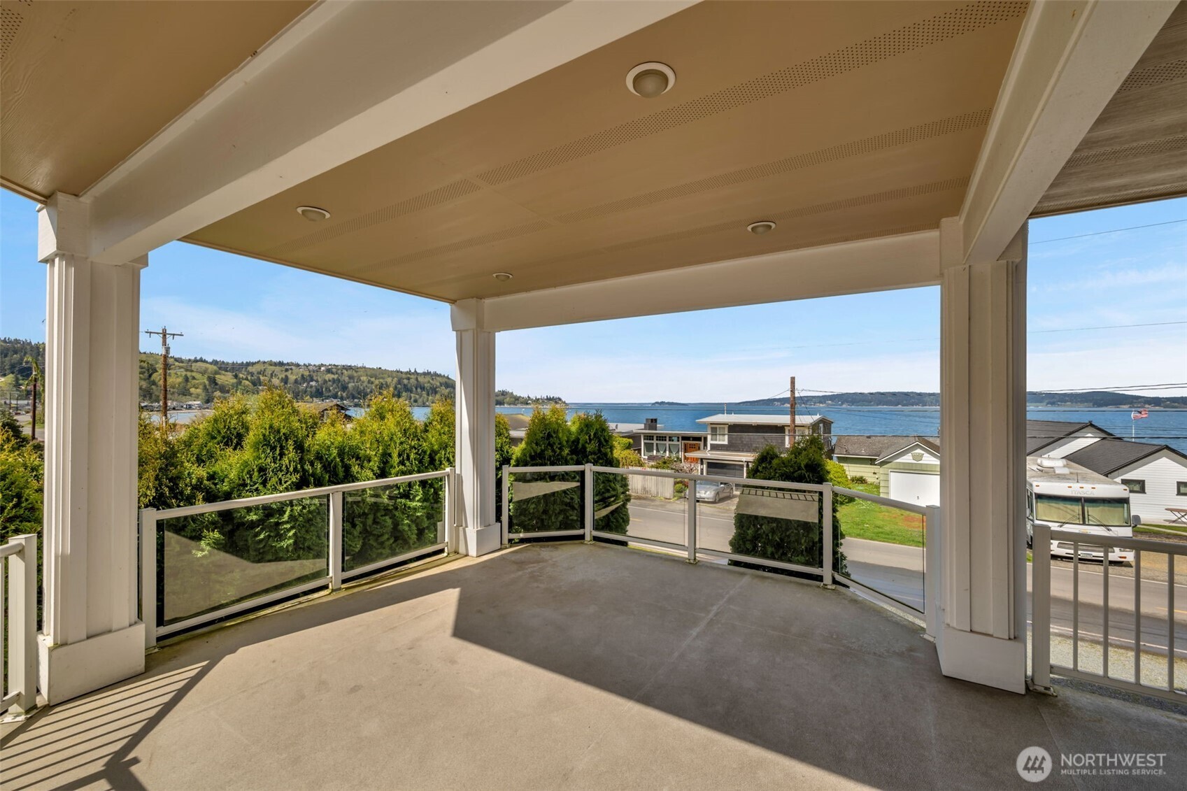 150 Utsalady Road Camano Island, WA 98282 - Photo 4 of 40