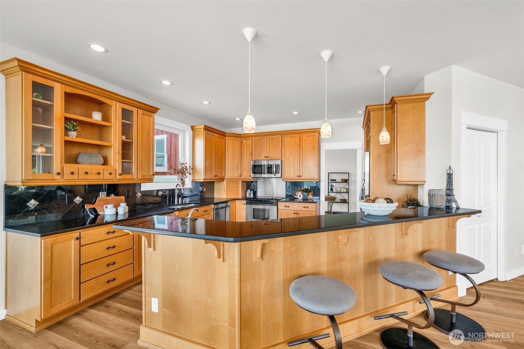 150 Utsalady Road Camano Island, WA 98282 - Photo 10 of 40