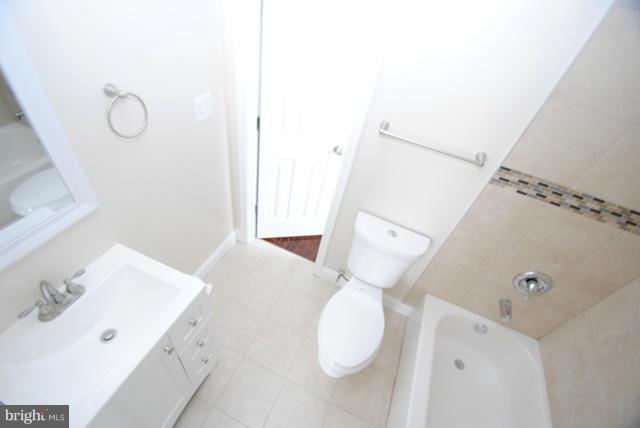 4806 Queensbury Road Riverdale, MD 20737 - Photo 17 of 18 Bath
