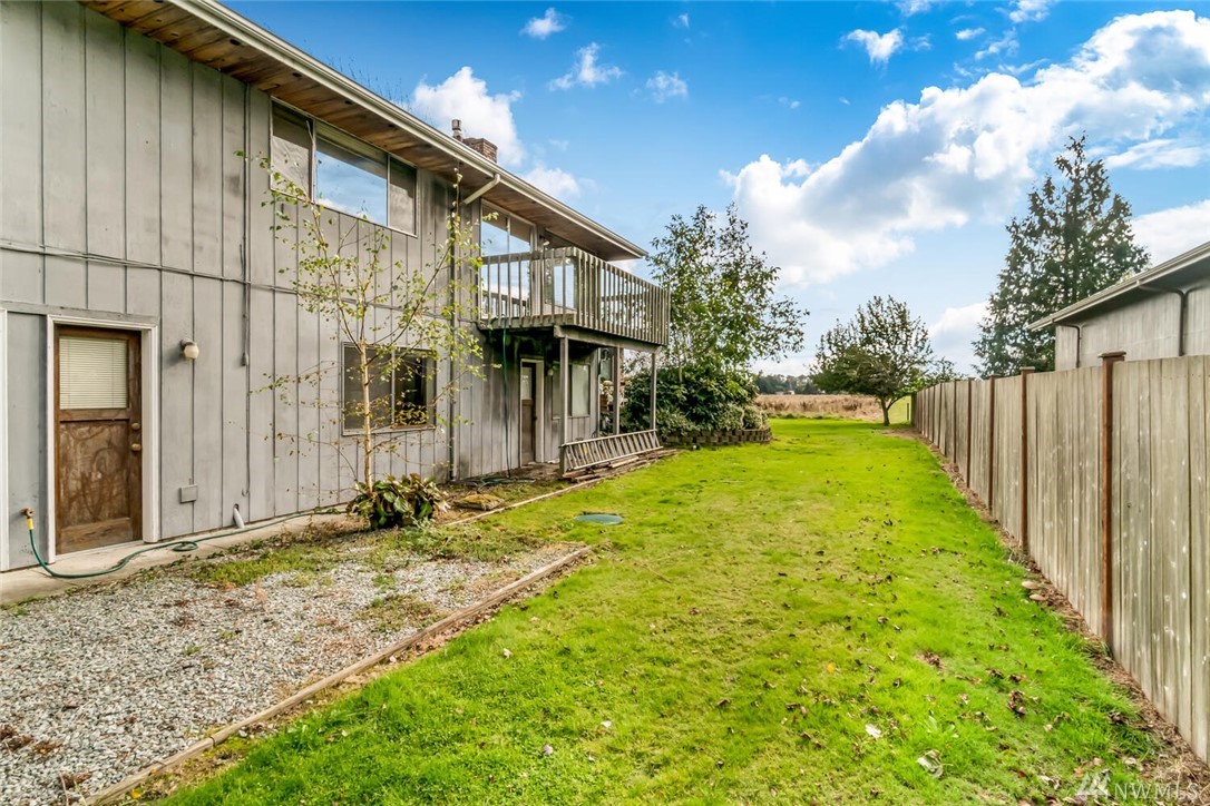 17464 Dunbar Road, Unit 2 Mount Vernon, WA 98273 - Photo 22 of 24