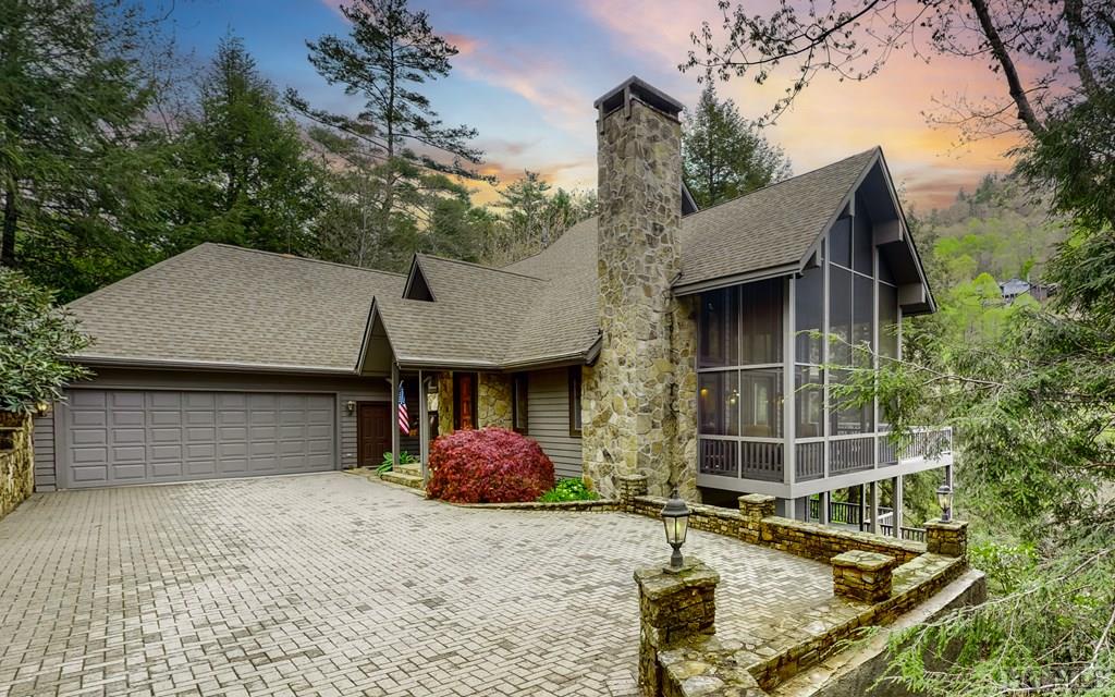 2460 Falcon Ridge Highlands, NC 28741 - Photo 2 of 55 Gallery Image 2