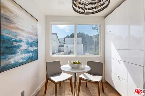 $1,200,000 | 1534 Palisades Drive, Pacific Palisades, CA 90272