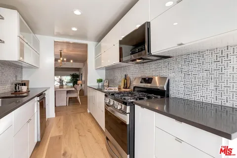 $1,200,000 | 1534 Palisades Drive, Pacific Palisades, CA 90272