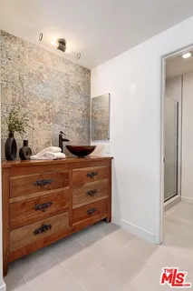 $1,200,000 | 1534 Palisades Drive, Pacific Palisades, CA 90272