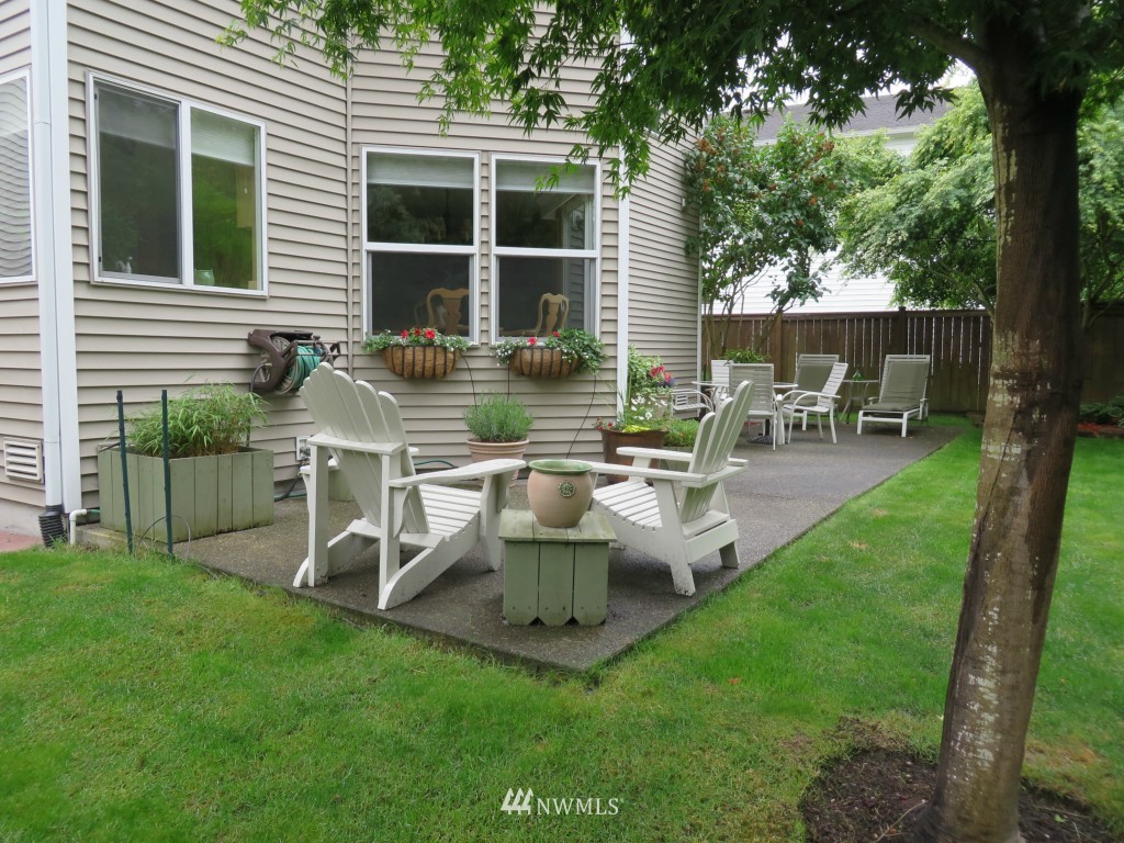 307 Ferndale Avenue Southeast Renton, WA 98056 - Photo 20 of 21 Gallery Image 20