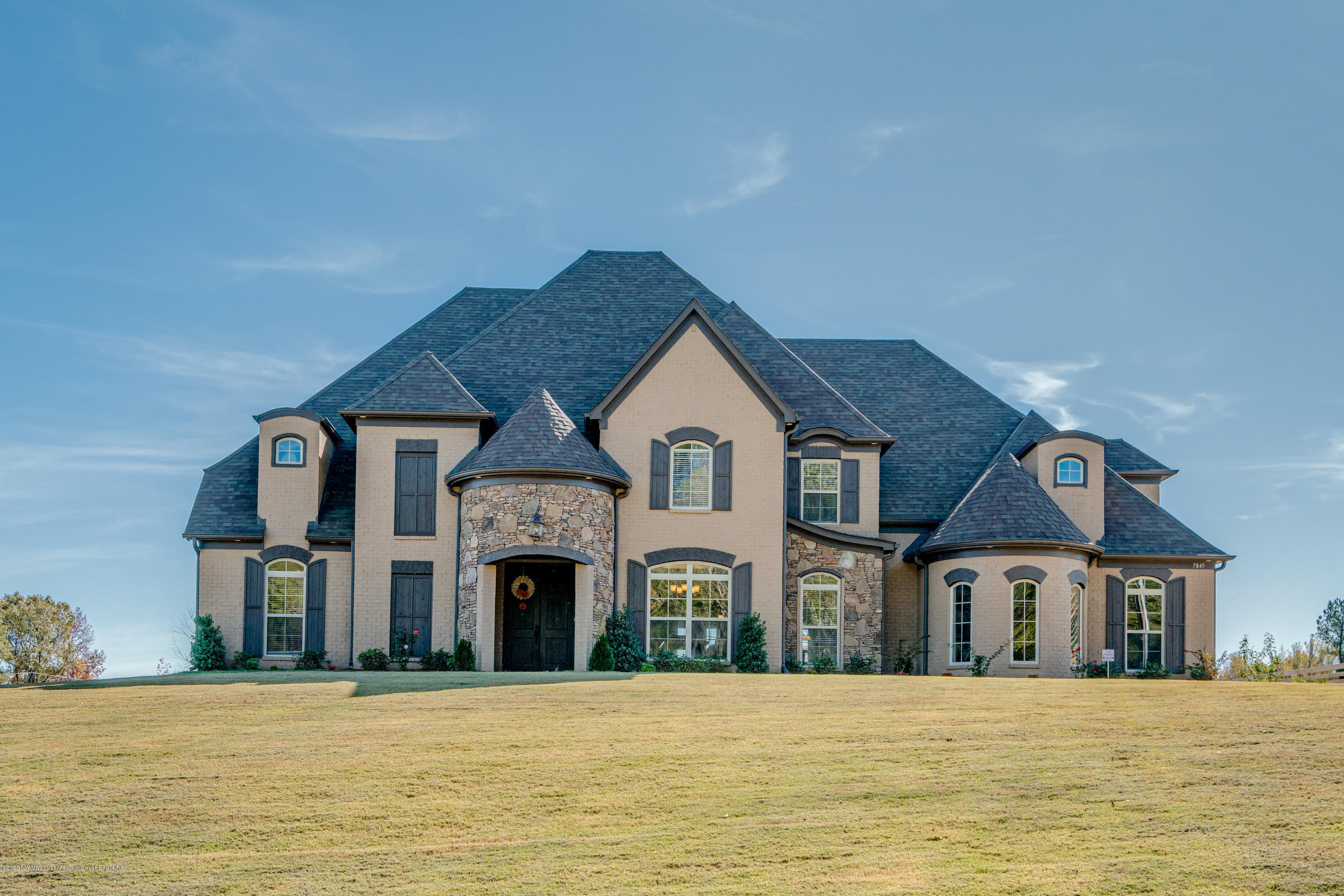 7845 Holly Springs Road Hernando, MS 38632 - Photo 1 of 33 7845-holly-springs-rd-203558-1-snapsold-