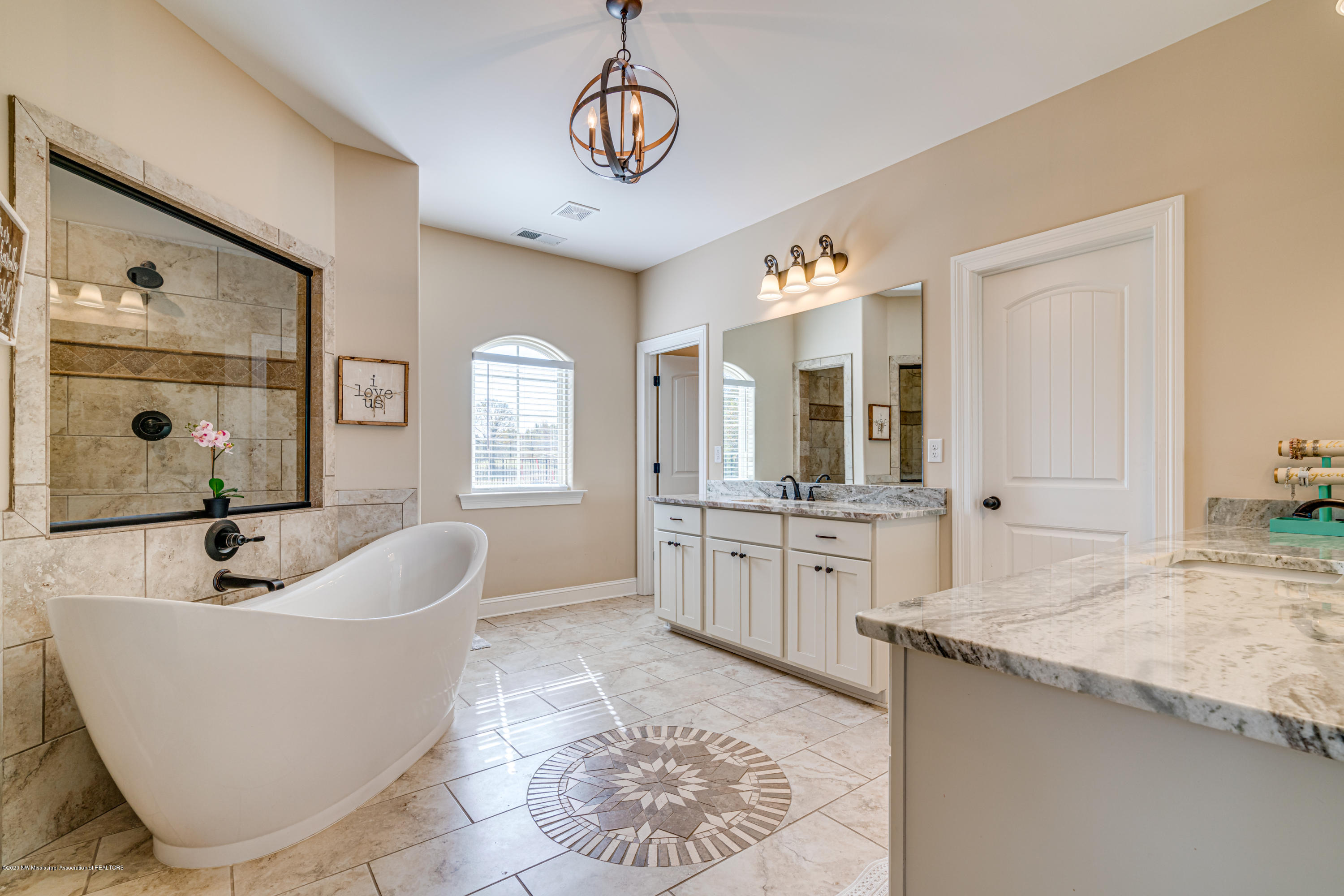 7845 Holly Springs Road Hernando, MS 38632 - Photo 20 of 33 7845-holly-springs-rd-203558-21-snapsold