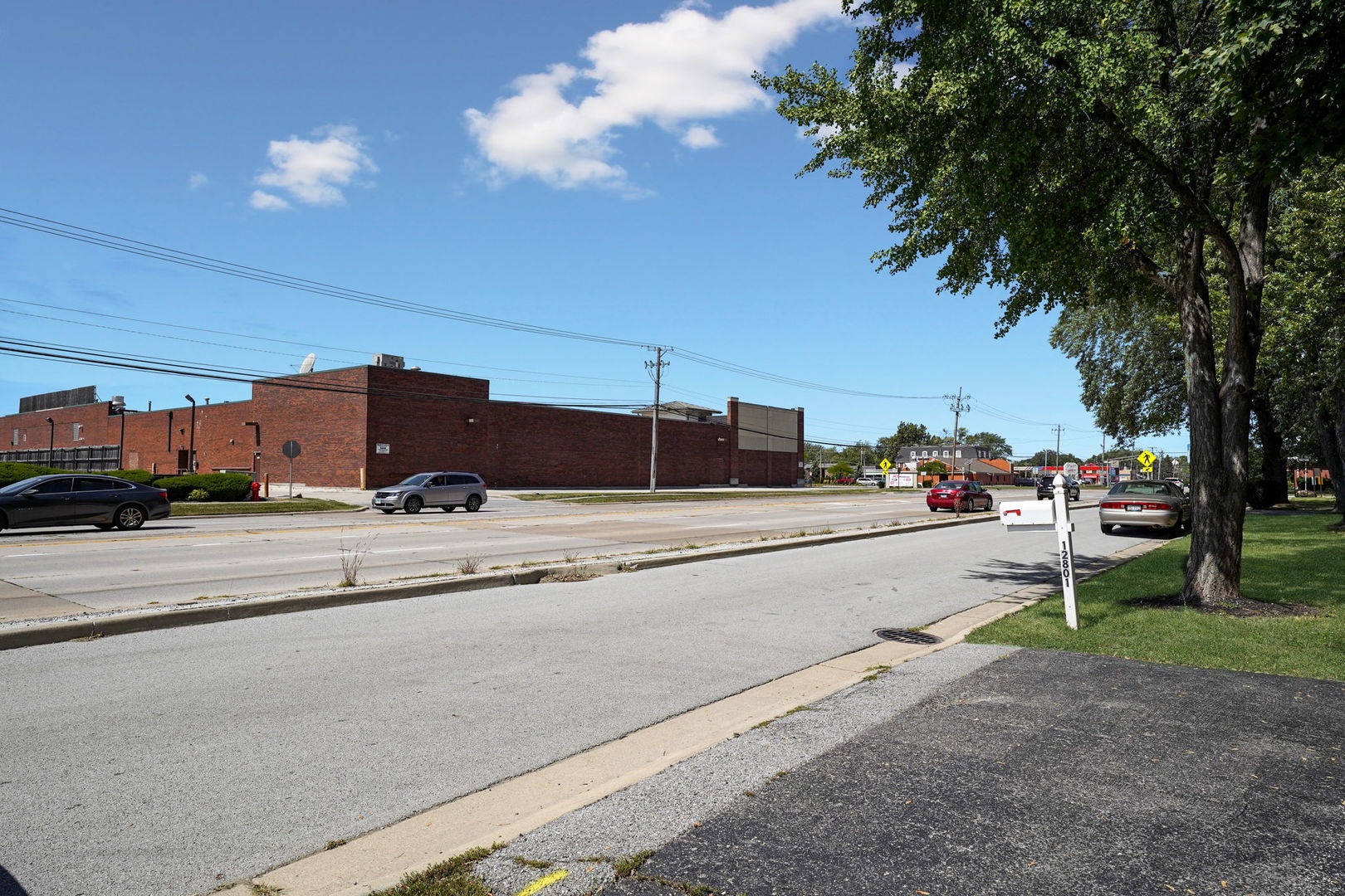 12801 South Ridgeland Avenue Palos Heights, IL 60463 - Photo 51 of 59 a view of a street