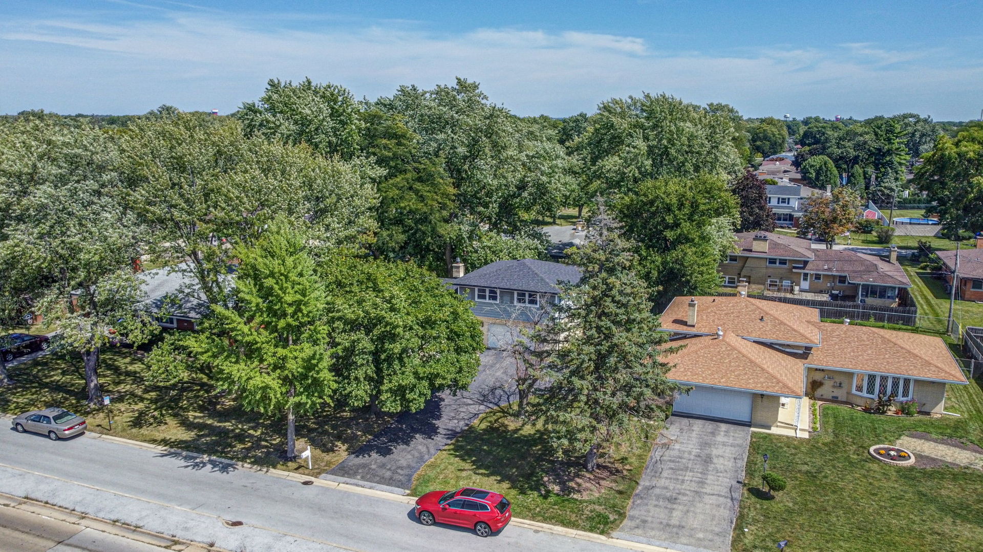12801 South Ridgeland Avenue Palos Heights, IL 60463 - Photo 53 of 59 an aerial view of a