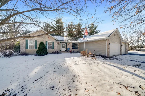 $280,000 | 3734 Renfro Road, Cherry Valley, IL 61016