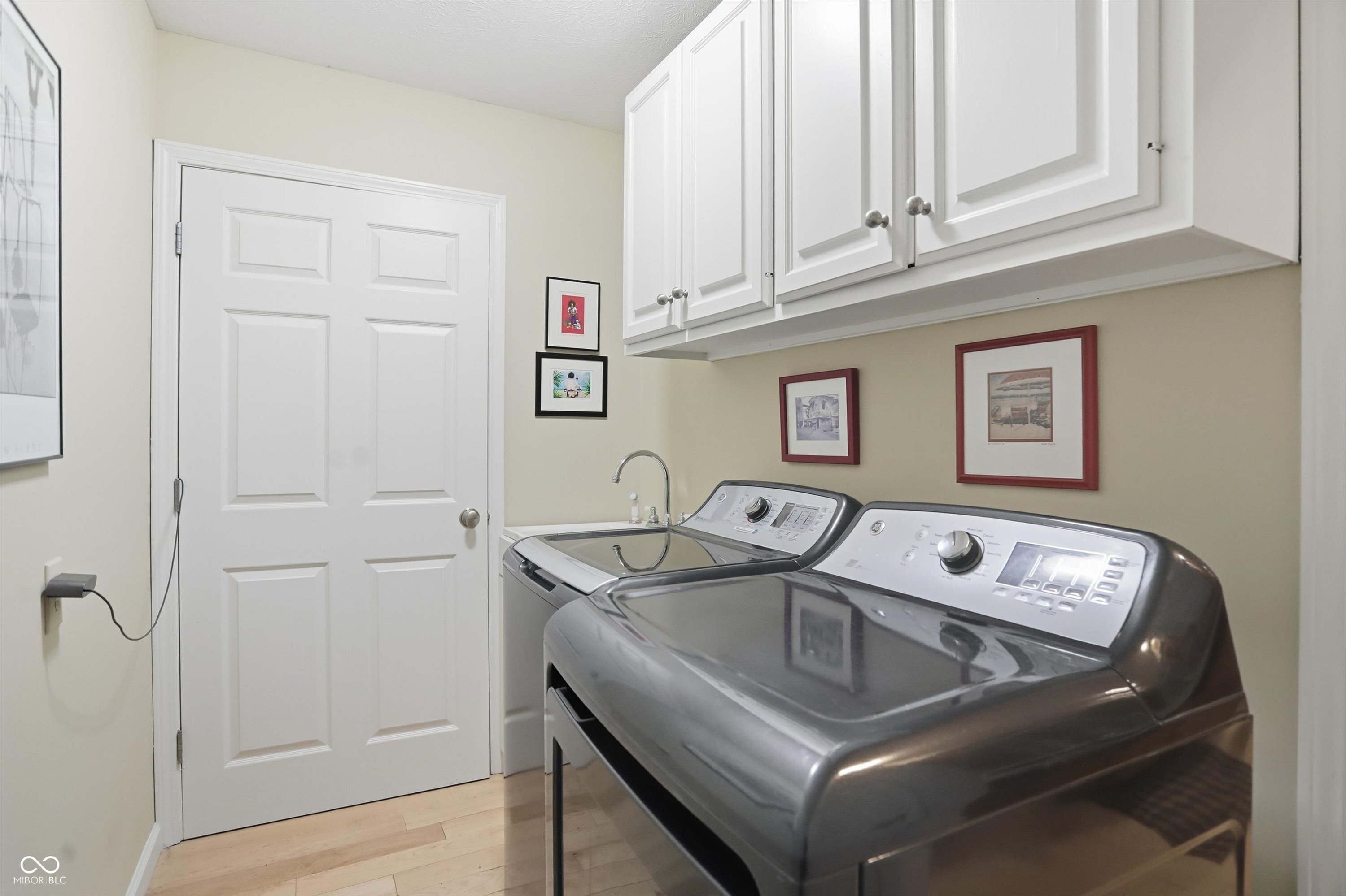 9334 West Point Place Indianapolis, IN 46268 - Photo 14 of 32