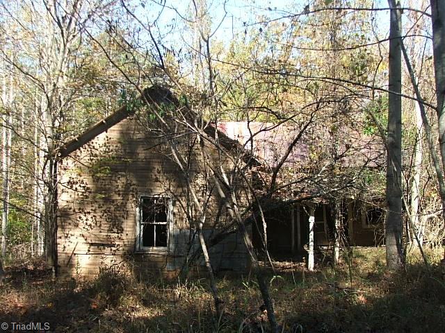 30 Flat Rock Road, Unit 30 Pinnacle, NC 27043 - Photo 5 of 22 80 YEAR MORTGAGE.."ONE MORE PAYMENT AND IT WILL BE OURS"