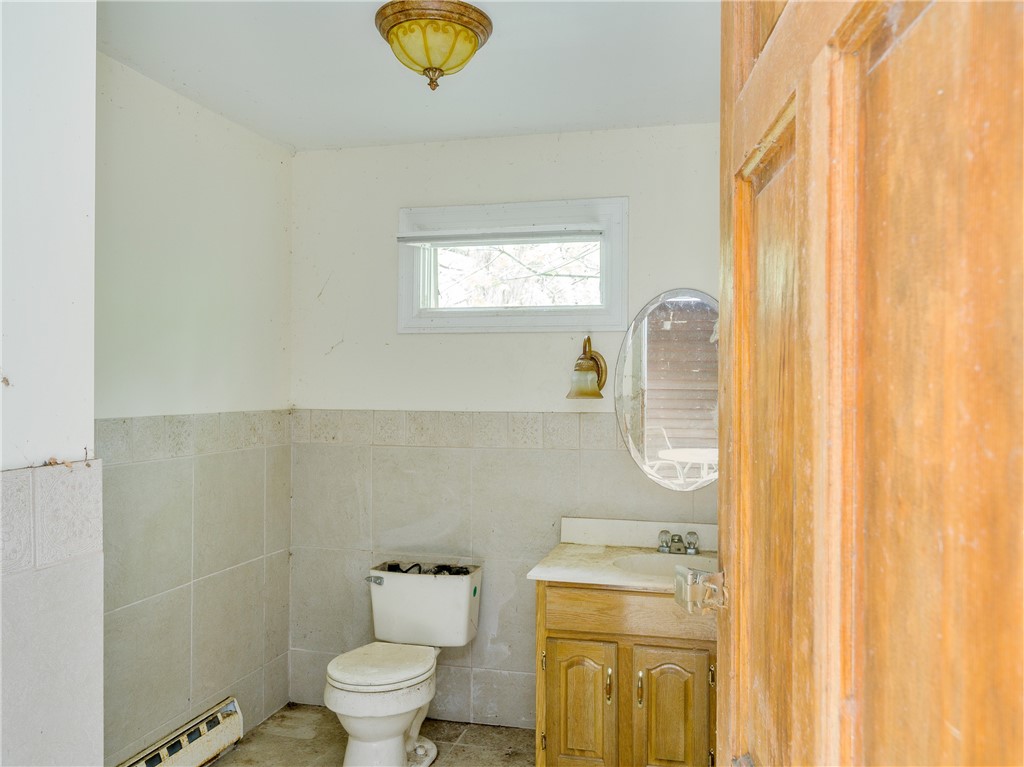 2084 Hydesville Road Arcadia, NY 14513 - Photo 16 of 46 Pool House FULL BATH