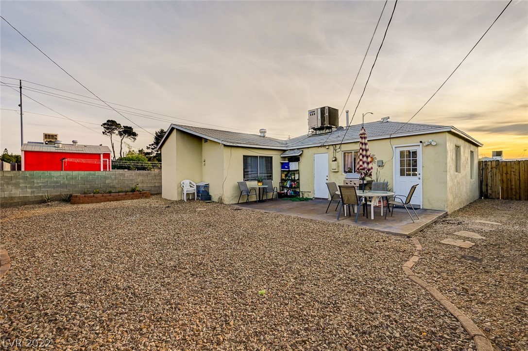 410 Rutile Way Henderson, NV 89015 - Photo 3 of 24 Gallery Image 3