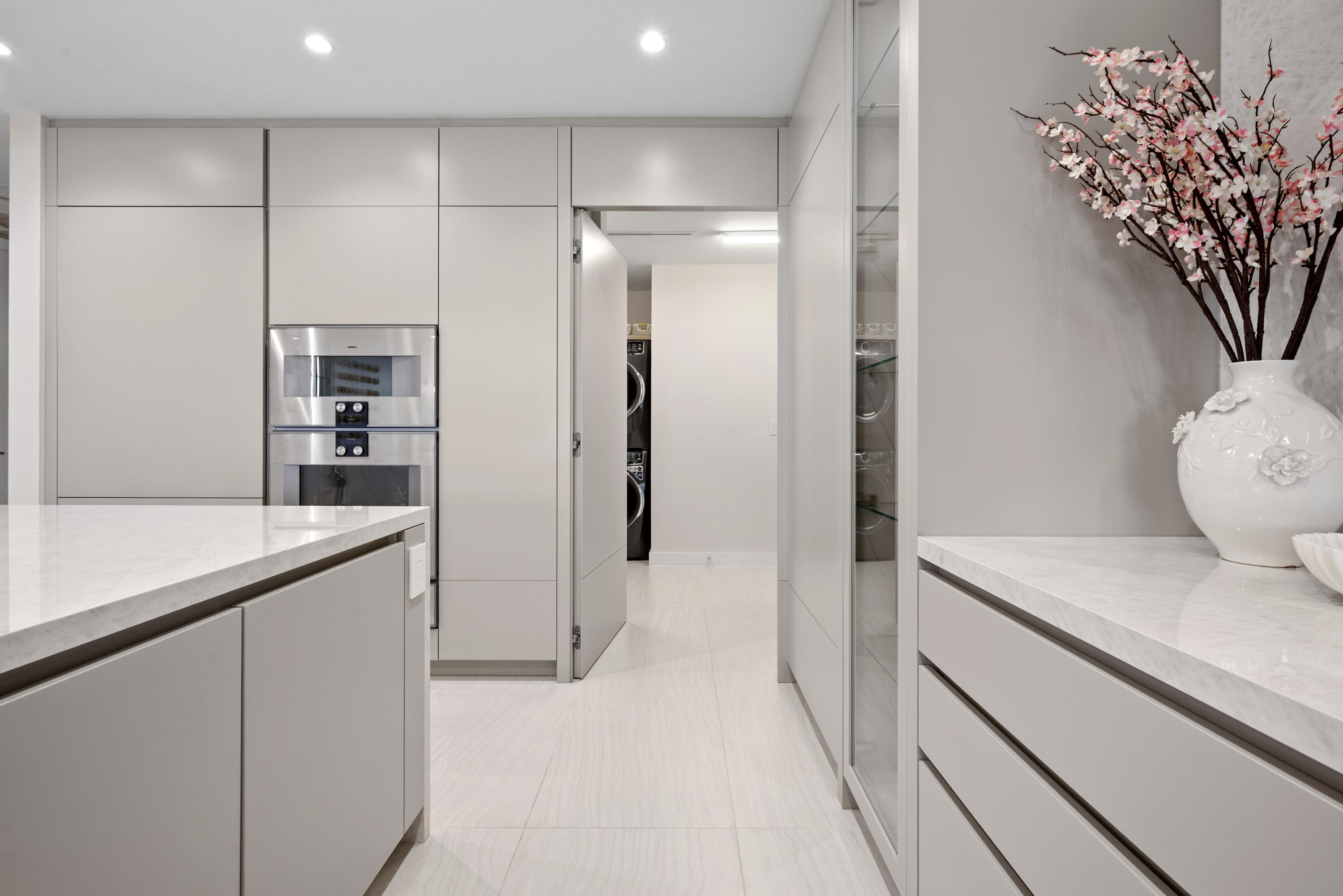 220 Southeast Mizner Boulevard, Unit 603 Boca Raton, FL 33432 - Photo 11 of 74 DSC_5142