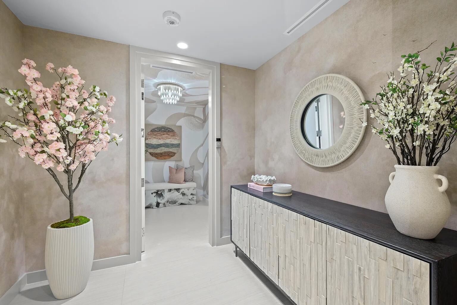 220 Southeast Mizner Boulevard, Unit 603 Boca Raton, FL 33432 - Photo 3 of 74 Vestibule 1