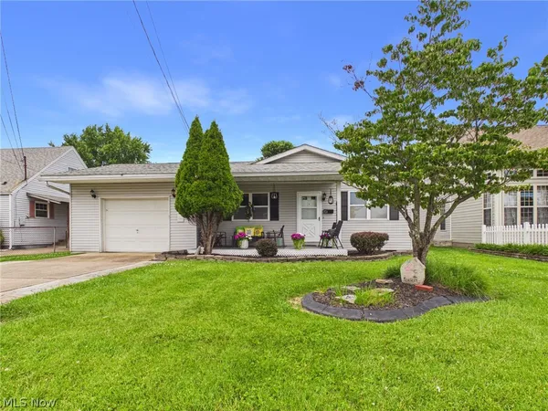 $239,000 | 911 19th Street, Vienna, WV 26105