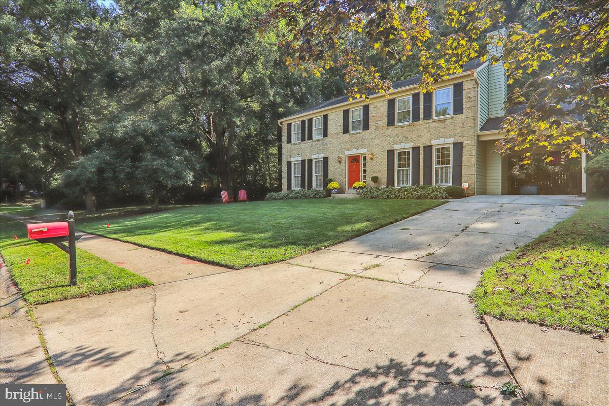 17020 Briardale Road Rockville, MD 20855 - Photo 62 of 70 Plenty of driveway space