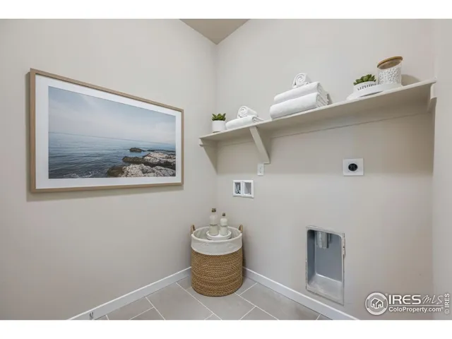 a view of a hallway with shelves