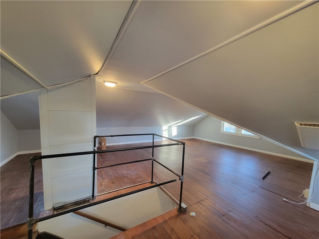 44 Rosemount Street Rochester, NY 14620 - Photo 4 of 8