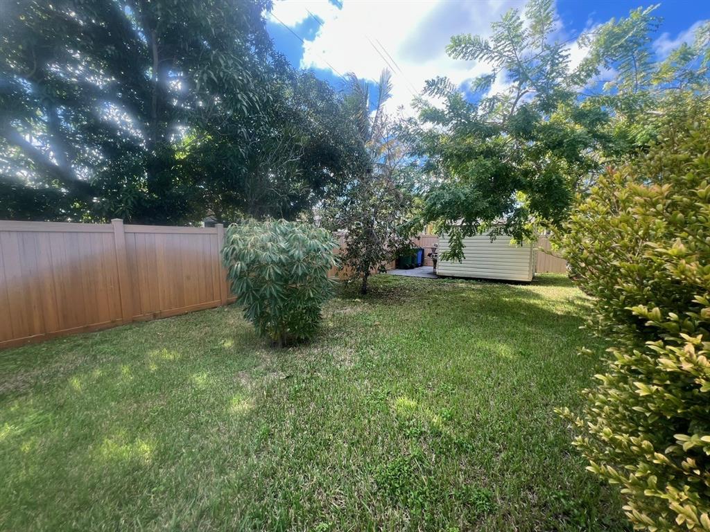 861 Southwest 55th Way Margate, FL 33068 - Photo 29 of 45