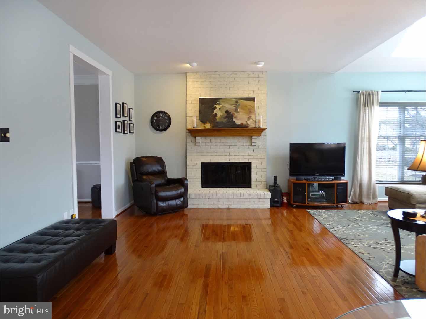 1422 Ridgewood Lane Newtown, PA 18940 - Photo 10 of 25 Gallery Image 10