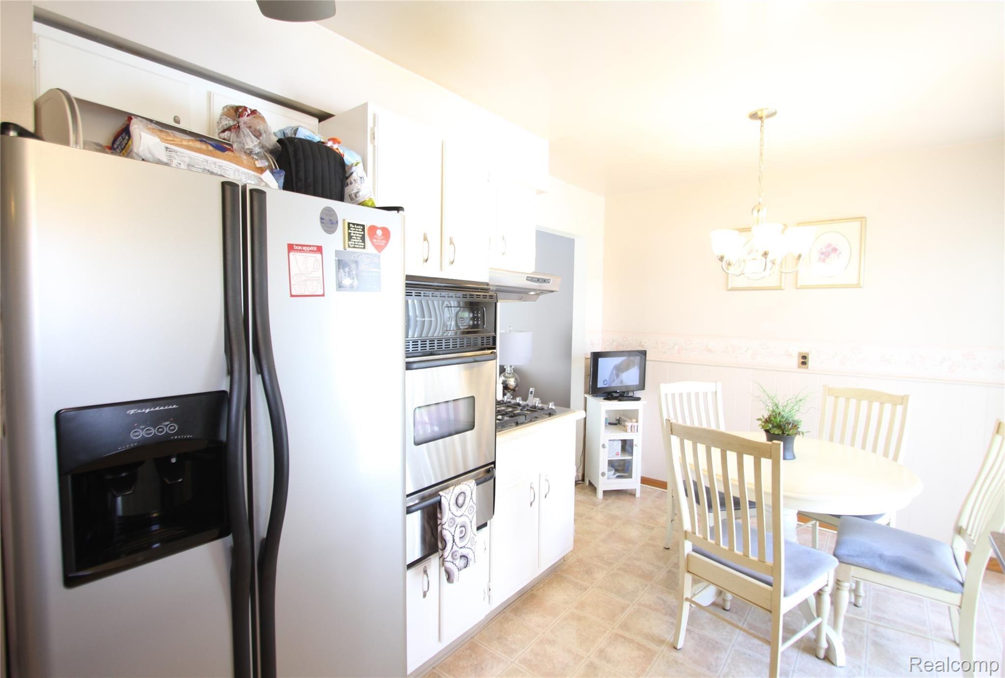 490 Campbell Street River Rouge, MI 48218 - Photo 14 of 30 IMG_5225 (2).JPG